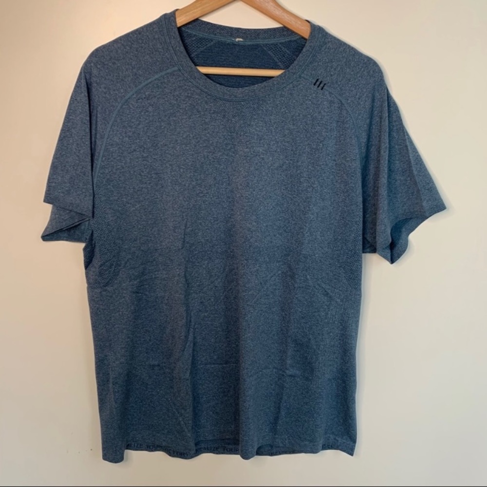 Lululemon Metal Vent Tech Shirt Gray/Blue Large